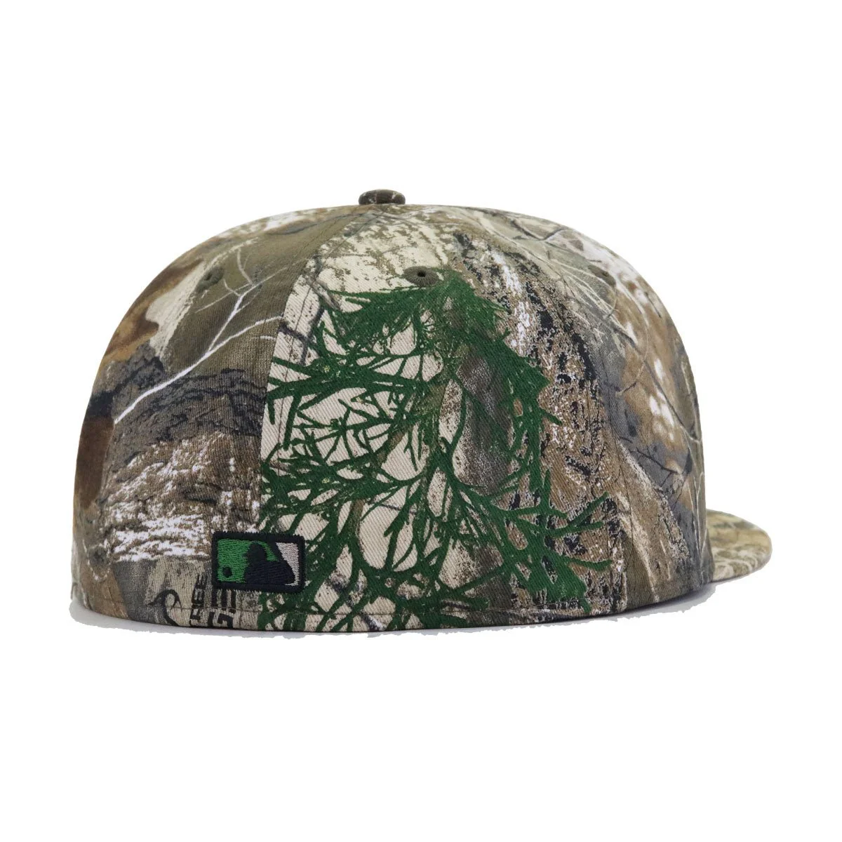 Atlanta Braves Real Tree Edge Camouflage New Era 59Fifty Fitted - Image 2